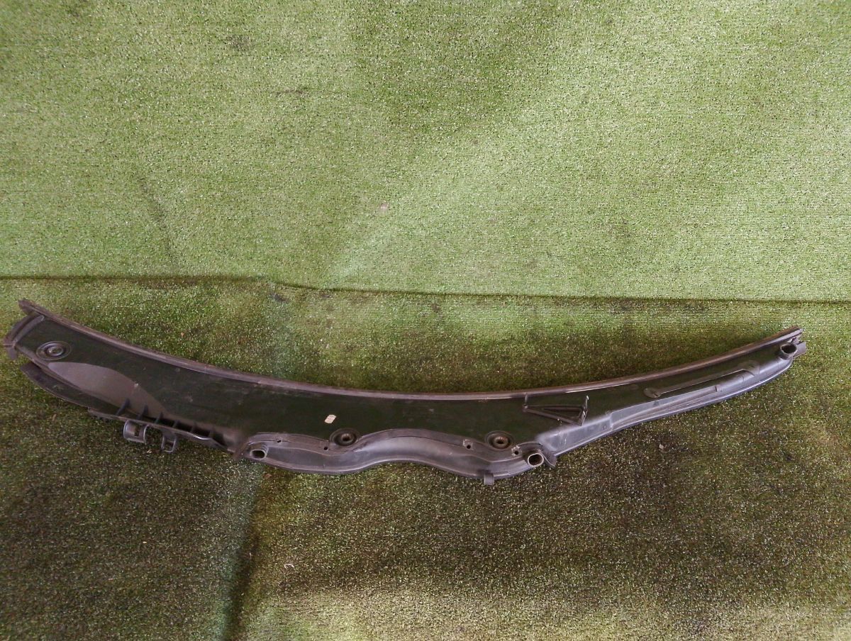 Жабо Mercedes-Benz CLK-Class C209 (2002-2010) 2038301713