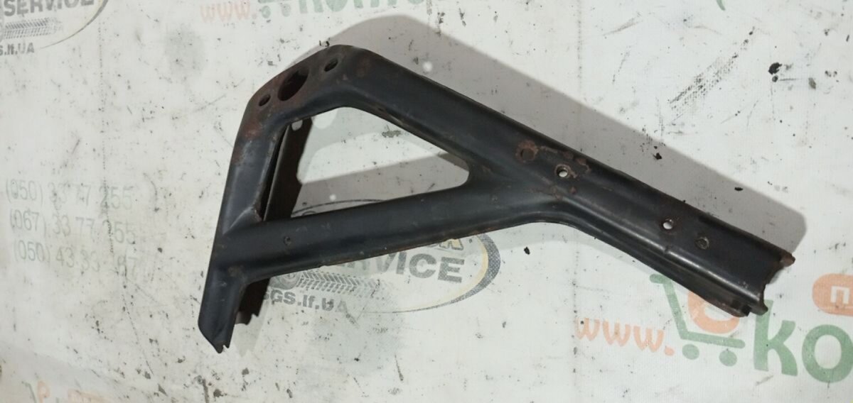 Кронштейн впускного коллектора Mercedes-Benz E-Class W210 (1995-2003) A6120980929