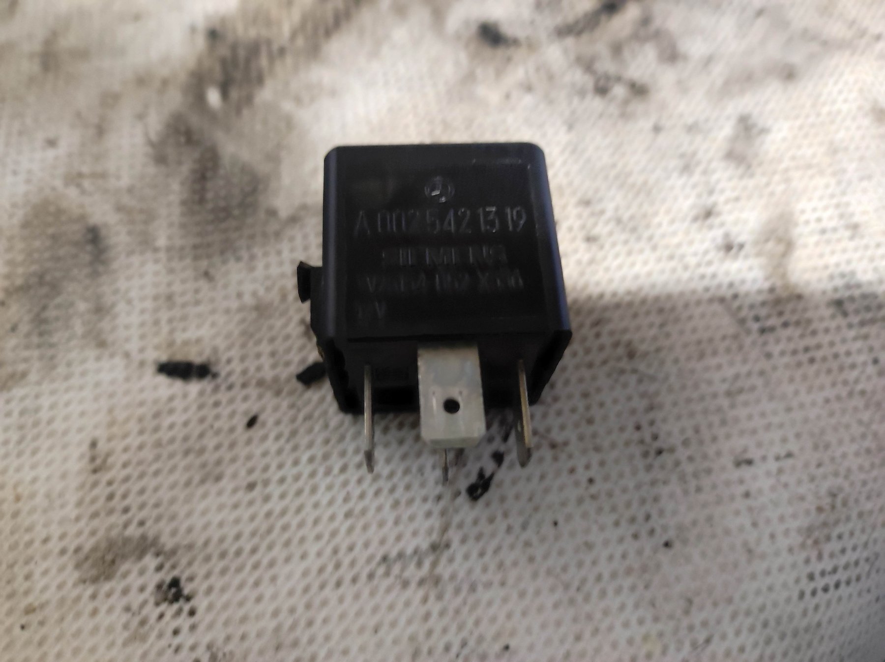 Мікро реле Mercedes-Benz E-Class W210 (1995-2003) A0025421319