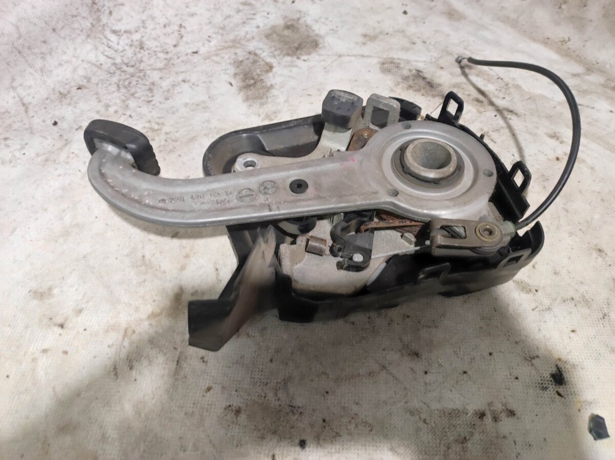 Педаль гальма стоянки Mercedes-Benz E-Class W210 (1995-2003) A2204200312