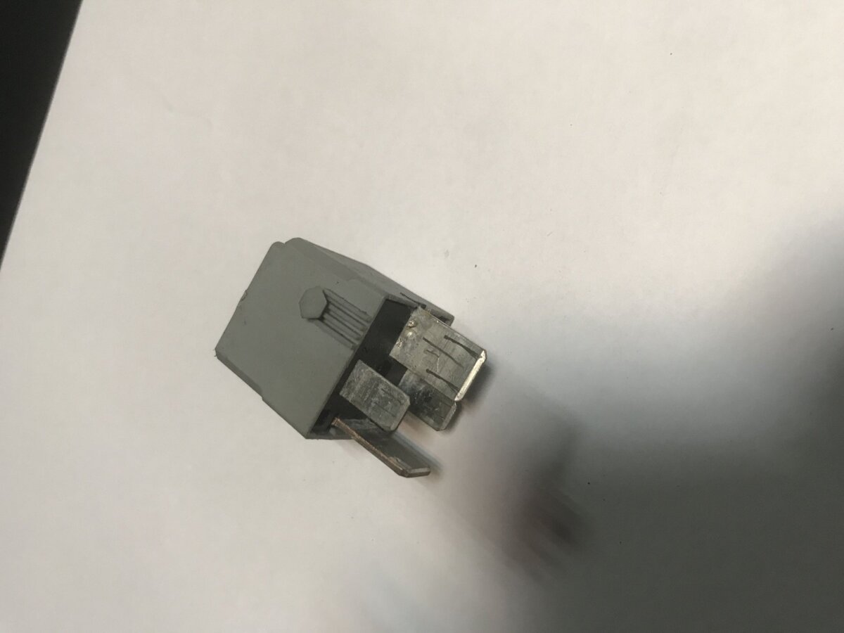 реле стартера Mercedes-Benz E-Class W210 (1995-2003) A0025422619