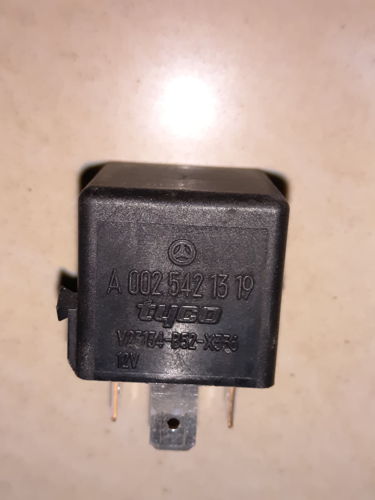 Мікро реле Mercedes-Benz E-Class W211 (2002-2009) A0025421319