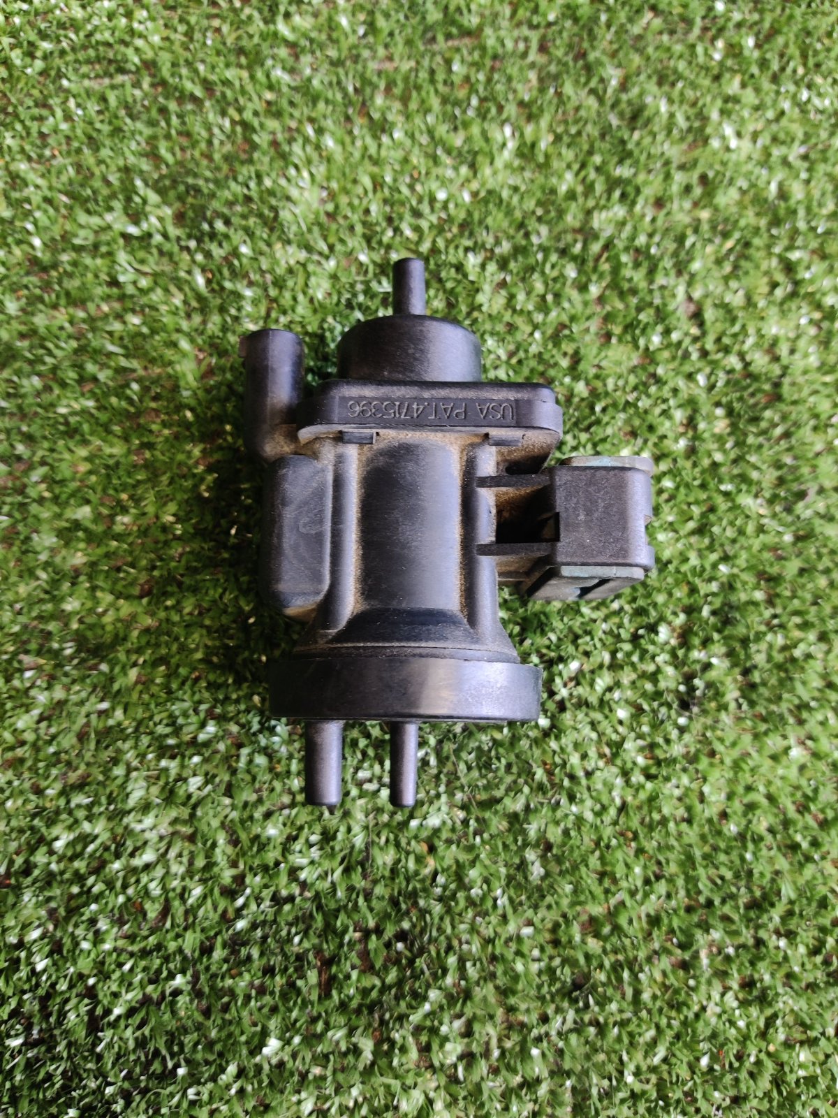 Клапан керування турбіною Mercedes-Benz ML-Class W163 1997-2005 A0005450527