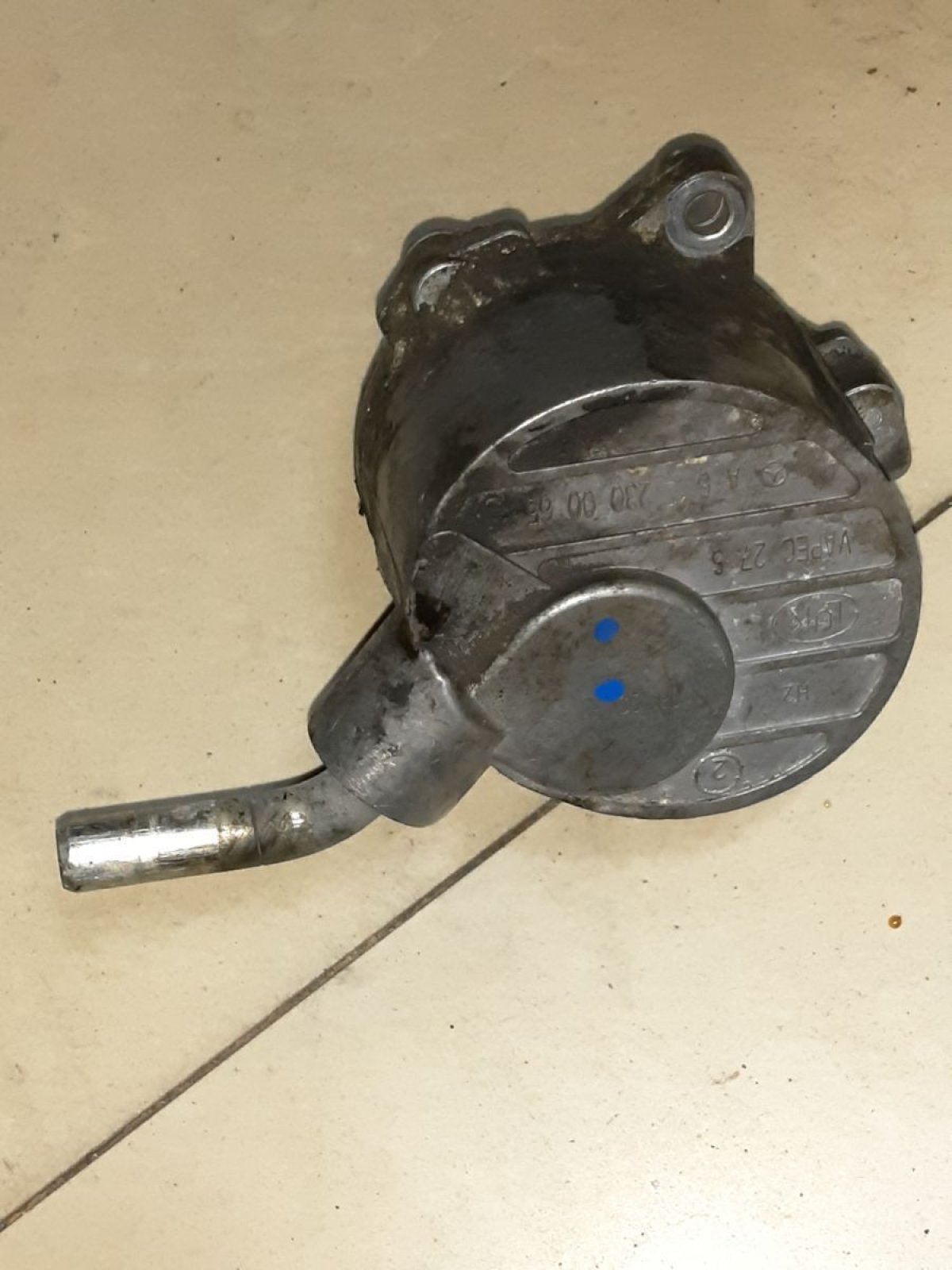 насос вакуумний Mercedes-Benz S-Class W220 (1998-2005) A6122300065