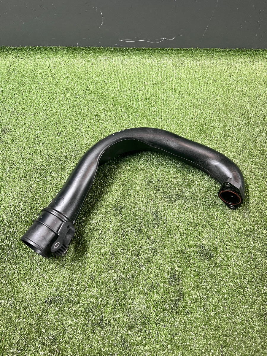 Патрубок интеркулера 1.5dci Nissan Juke F15 (2010-2019) 8200645723