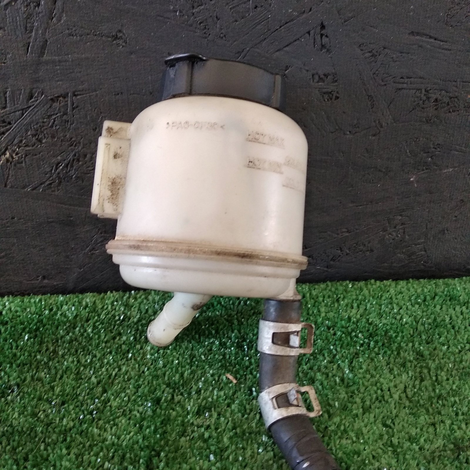 Бачок гуру Nissan X-Trail T30 (2001-2007) 491804M403