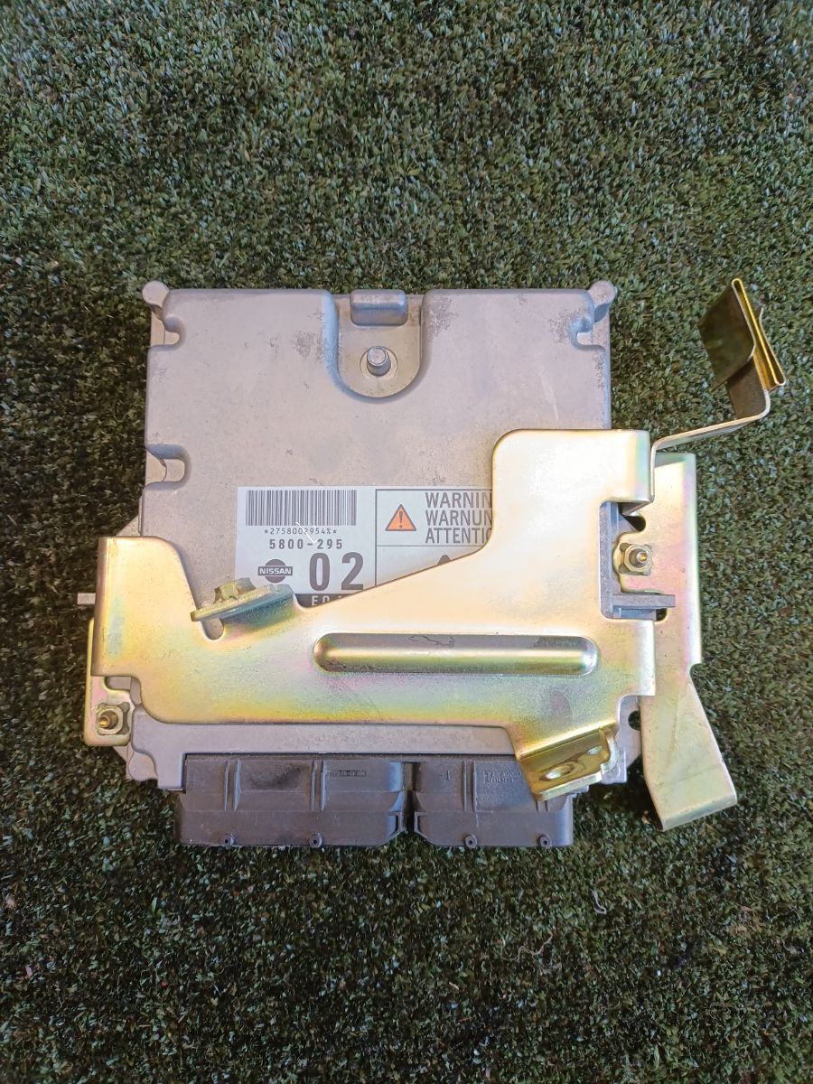Блок керування двигуном  Nissan X-Trail T30 (2001-2007) 23710EQ402