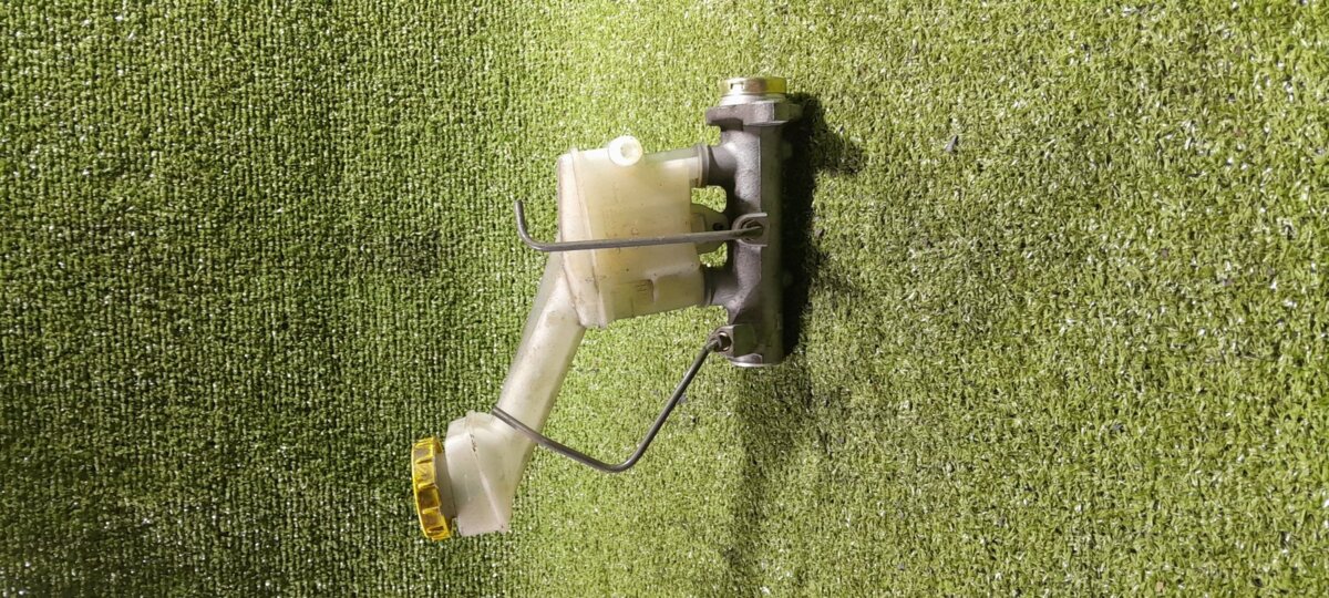 Цилиндр тормозной главный x-trail t30 Nissan X-Trail T30 (2001-2007) 460108H910