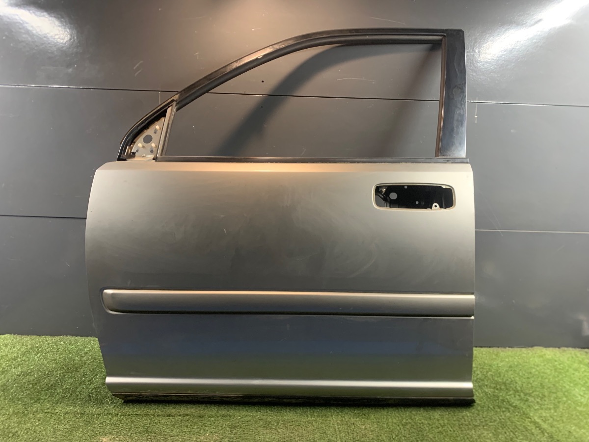 Двері передні ліві Nissan X-Trail T30 (2001-2007) H01018H7MM