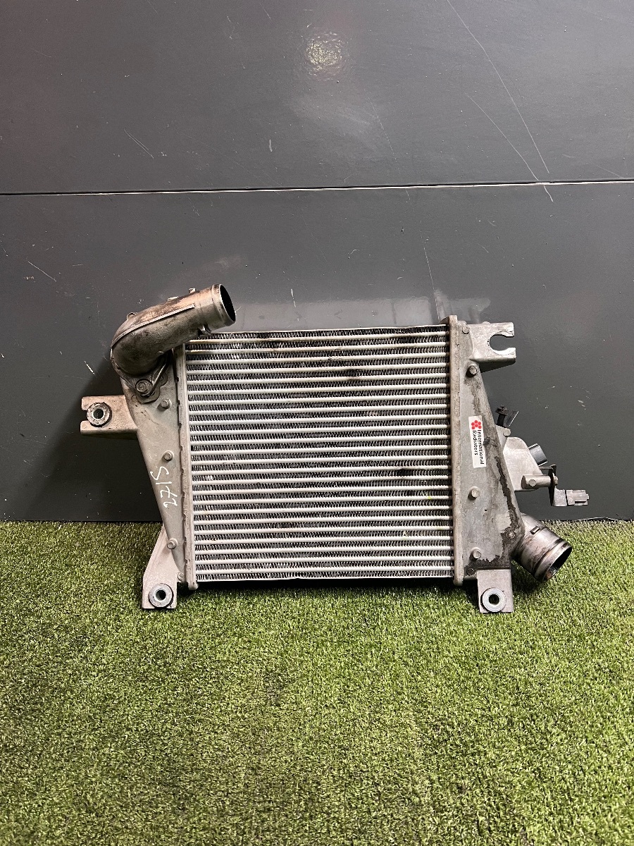 Інтеркулер радіатор Nissan X-Trail T30 (2001-2007) 14461EQ400