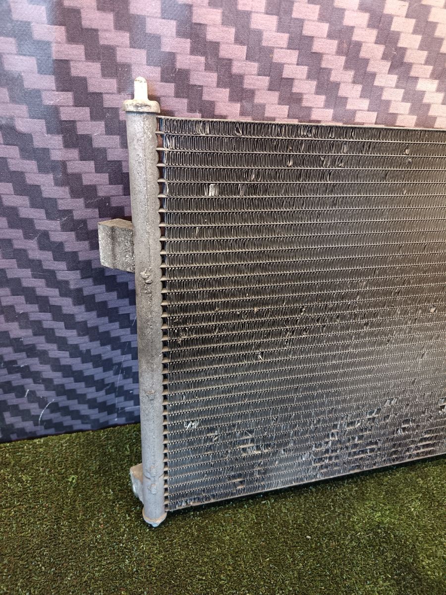 Радіатор кондиціонера Nissan X-Trail T30 (2001-2007) 921009H310