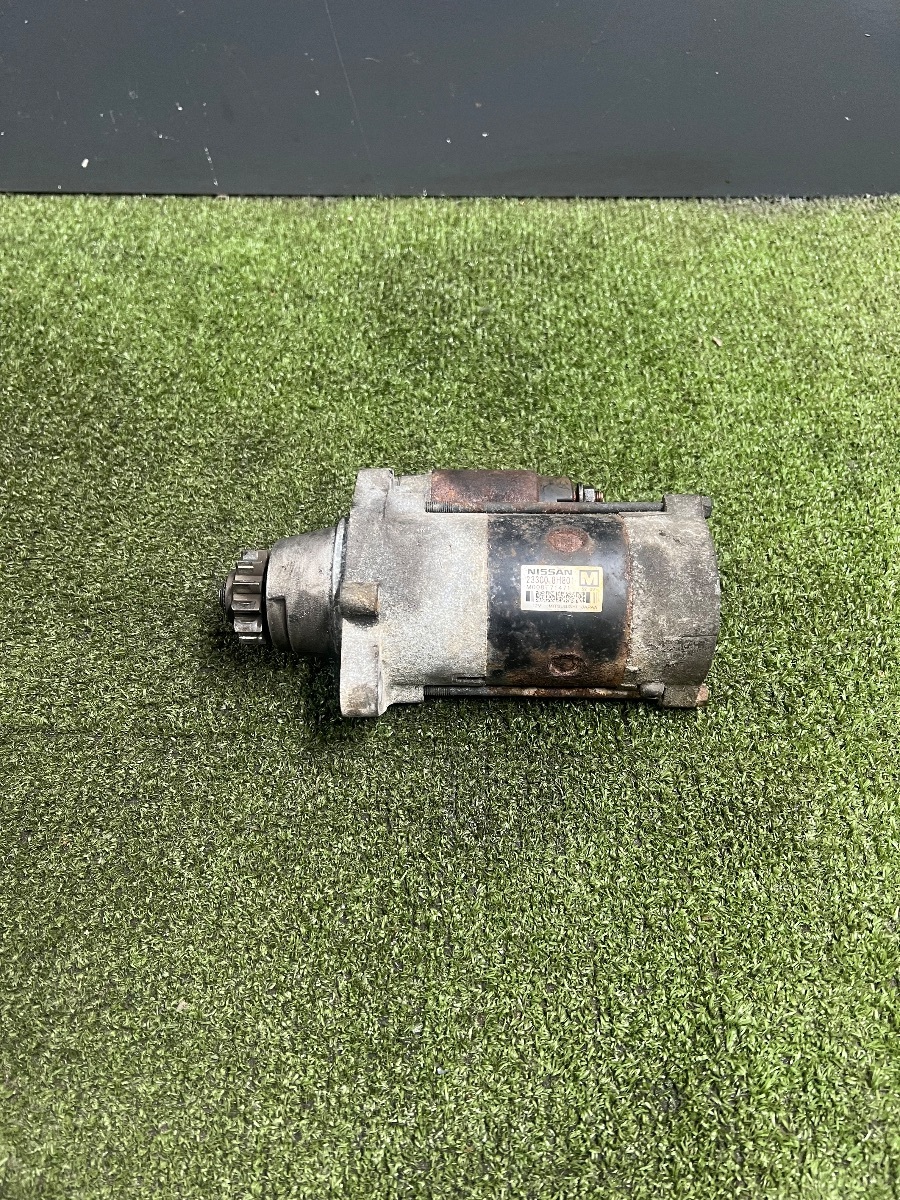 Стартер Nissan X-Trail T30 (2001-2007) 233008H801