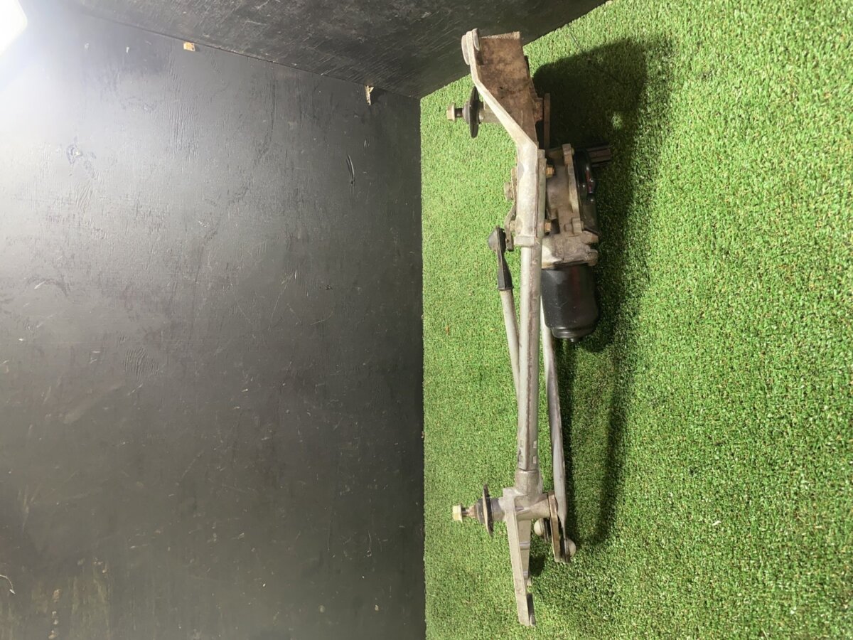 Трапеція двірників з моторчиком Nissan X-Trail T30 (2001-2007) 288408H900