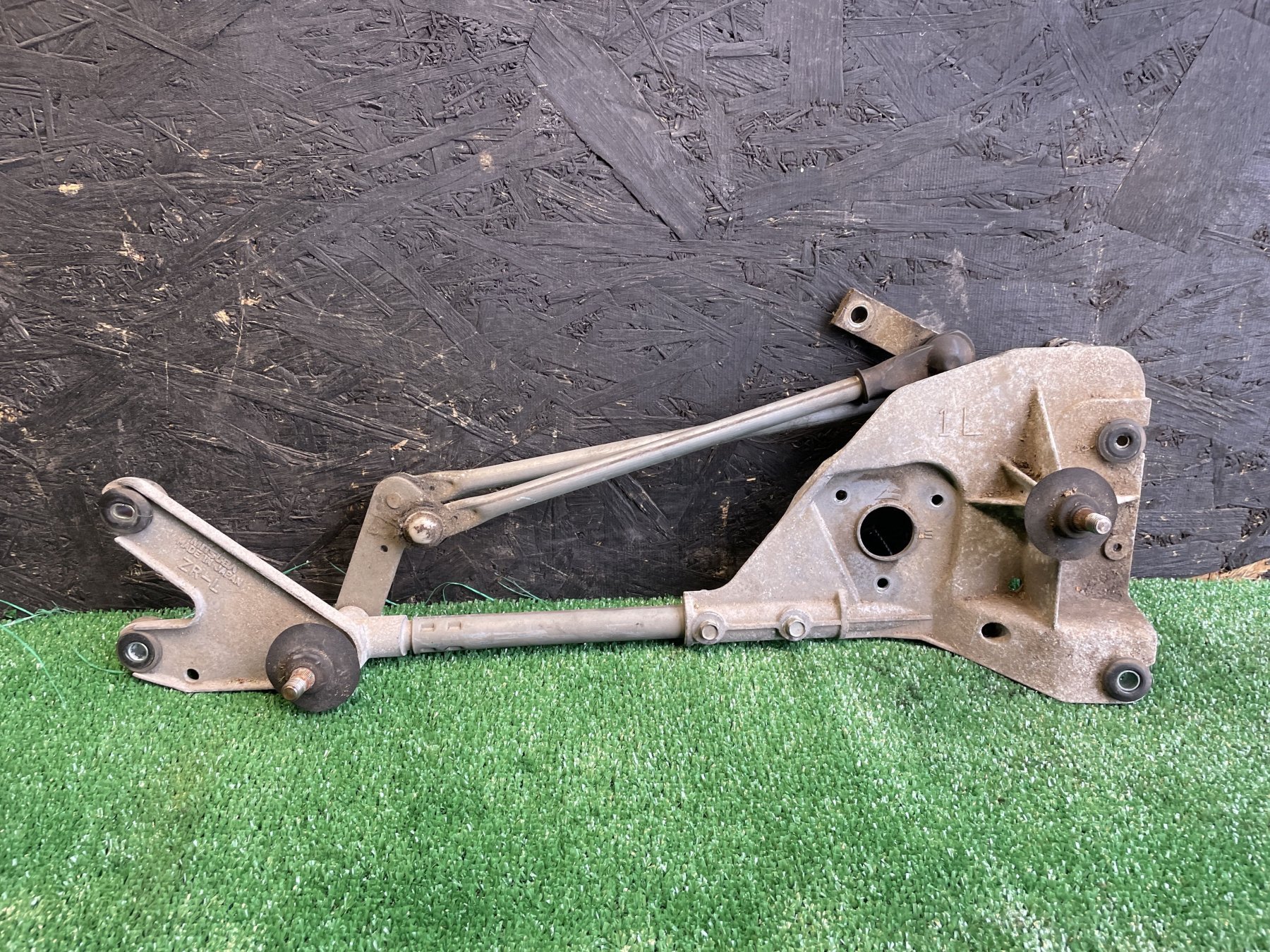 Трапеція склоочисника Nissan X-Trail T30 (2001-2007) 288408H900