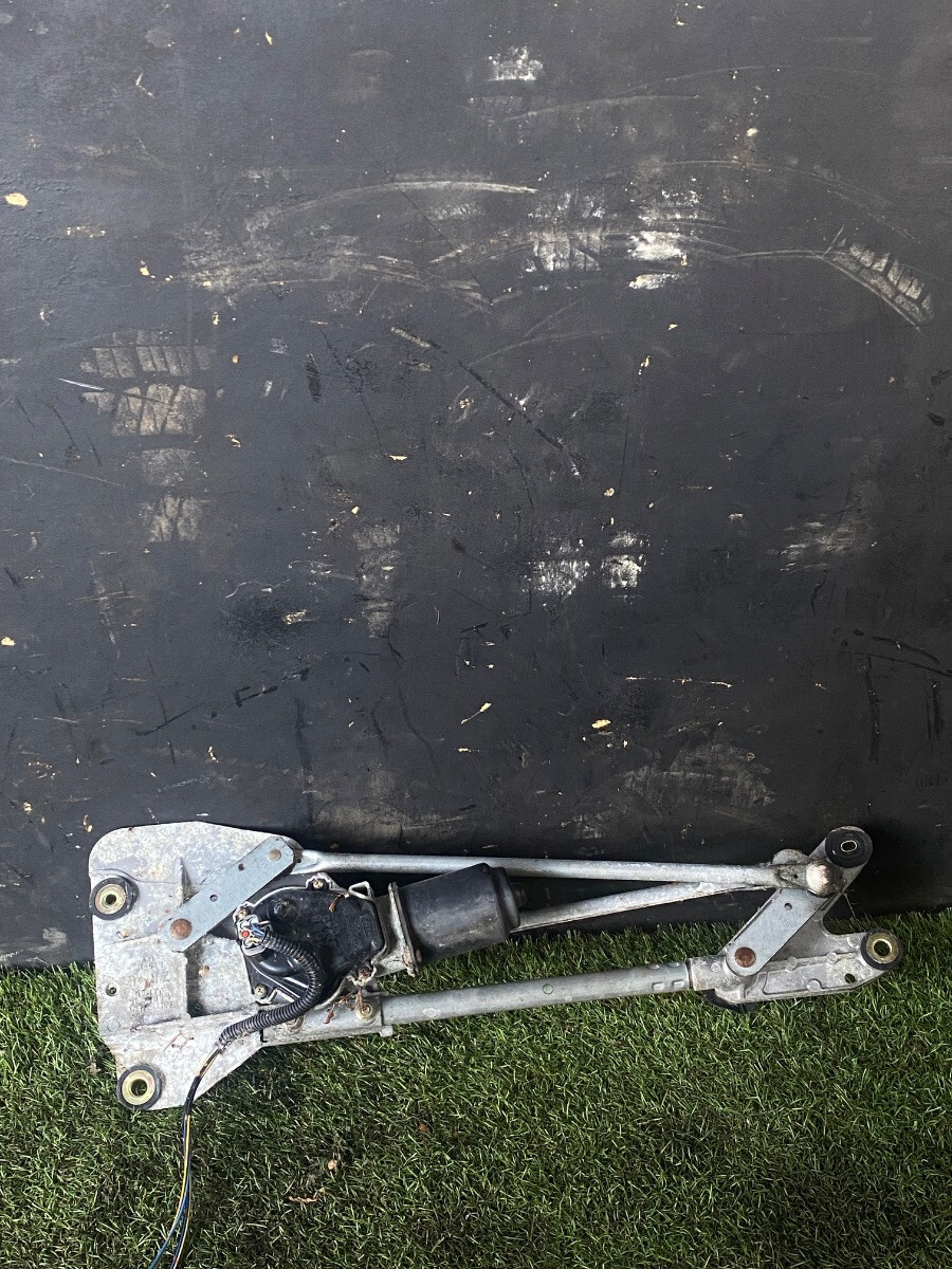 Трапеія двірників з моторчиком Nissan X-Trail T30 (2001-2007) 288408H900