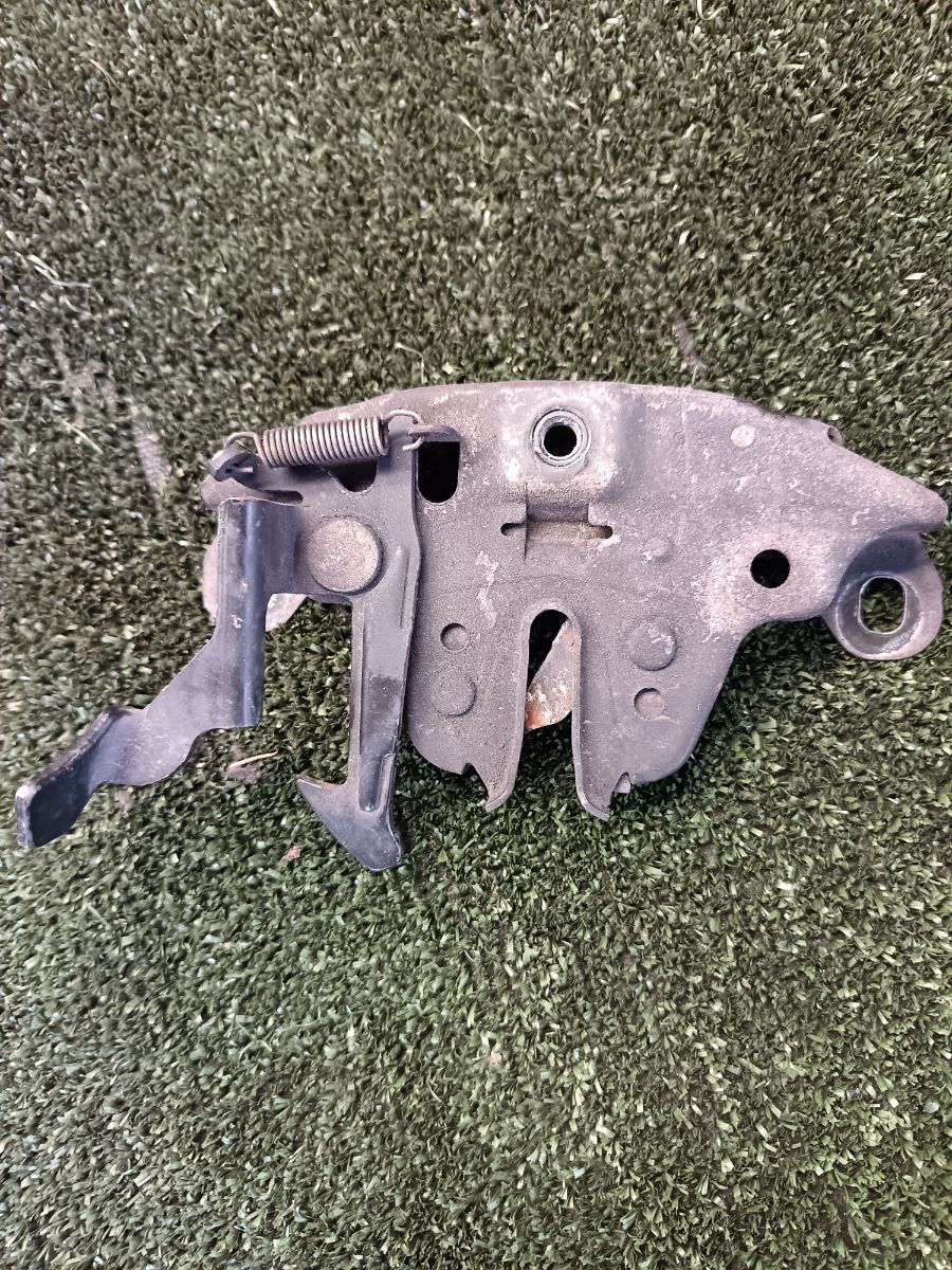 Замок капота Nissan X-Trail T30 (2001-2007) 656018H900