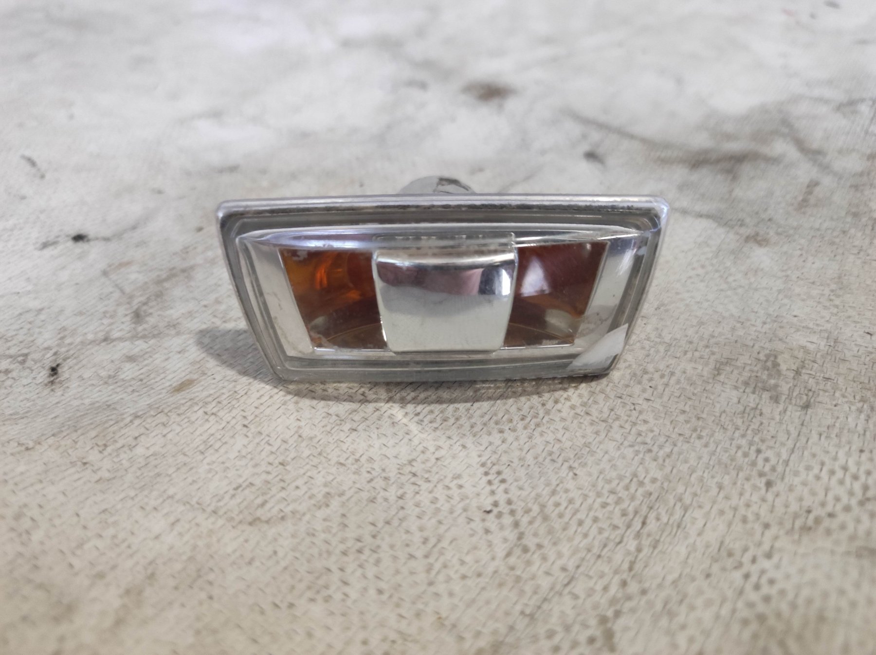 повторювач повороту на крилі, лівий; покажчик повороту крила; покажчик повороту на крилі Opel Insignia A (2008-2017) 13252455