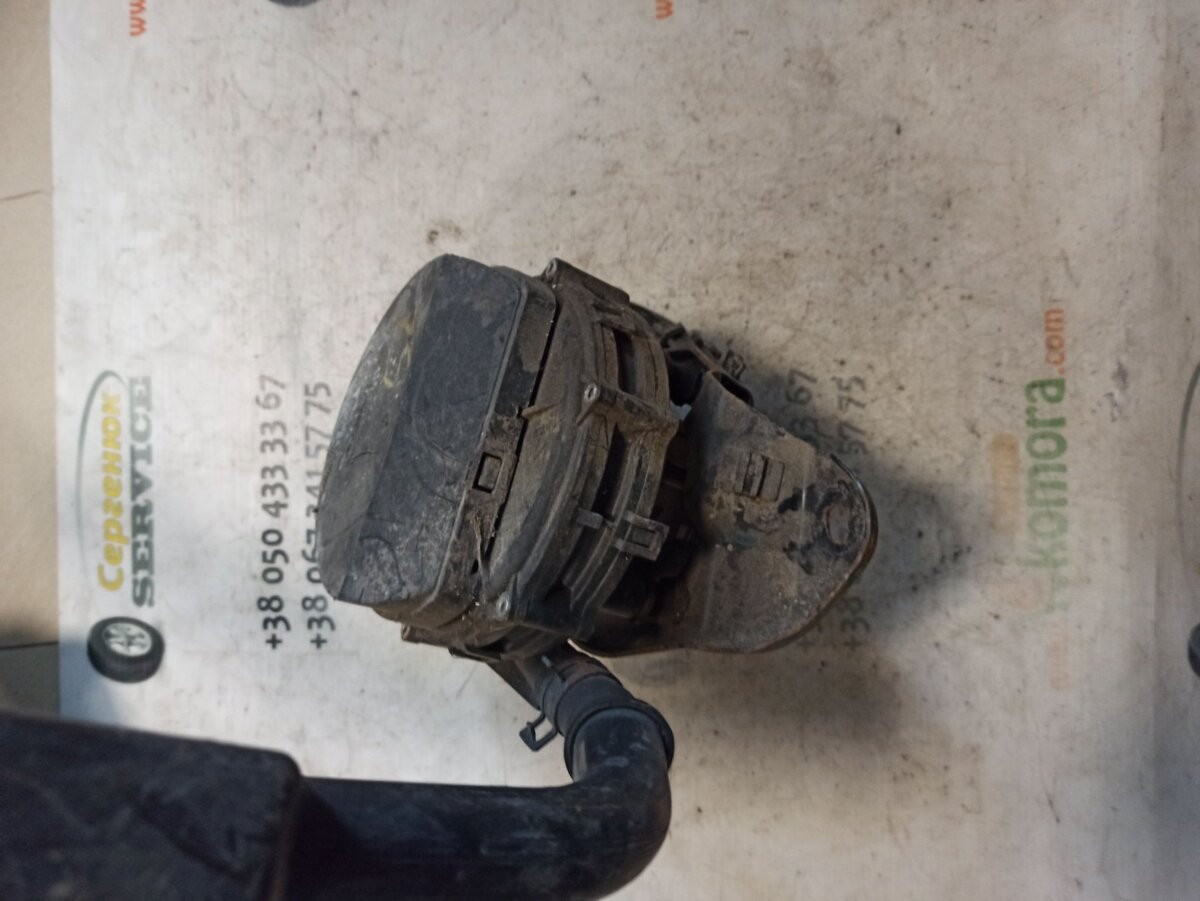 Насос додаткового повітря Opel Vectra B (1995-2002) 90530018