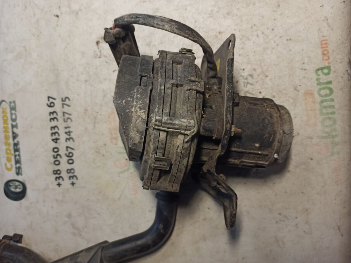 Насос продувки катализатора Opel Vectra B (1995-2002) 90530018