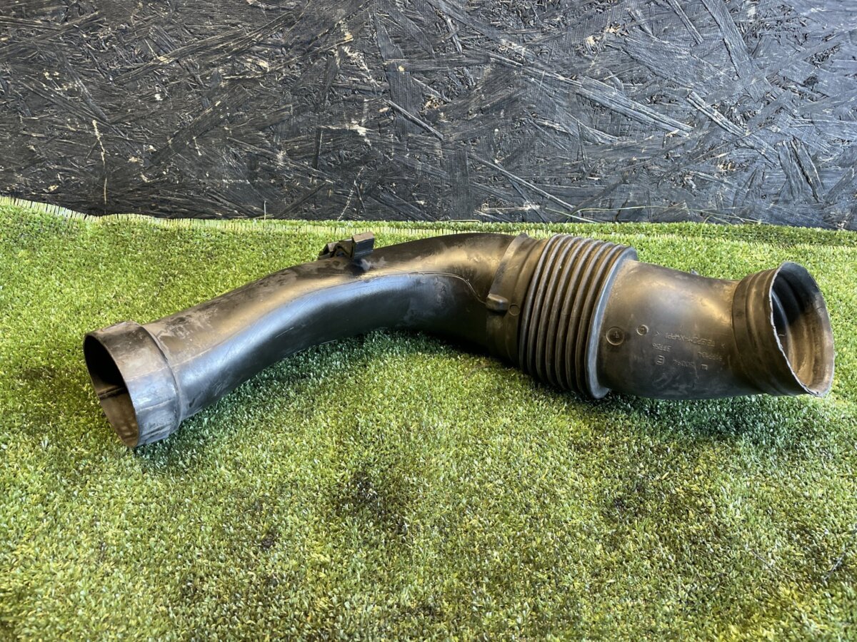 Повітрозабірник повітряного фільтра Opel Vectra C (2002-2008) 9177098