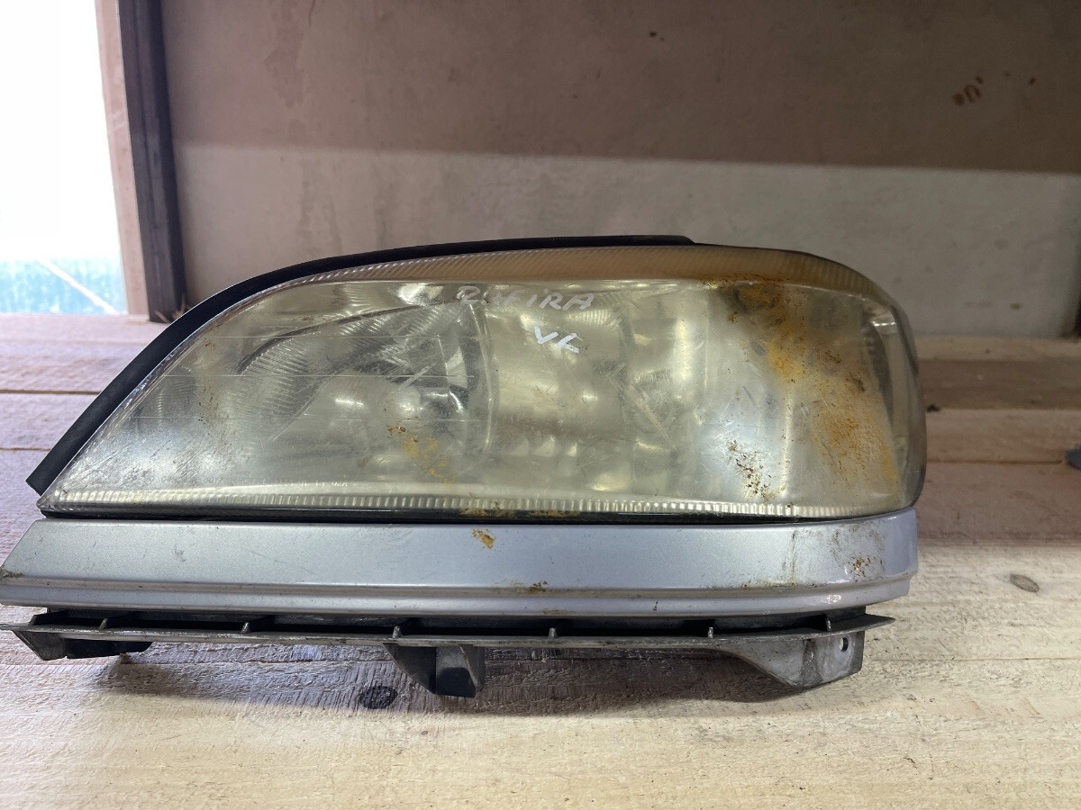 Фара передня ліва  Opel Zafira A (1999-2005) 89100054