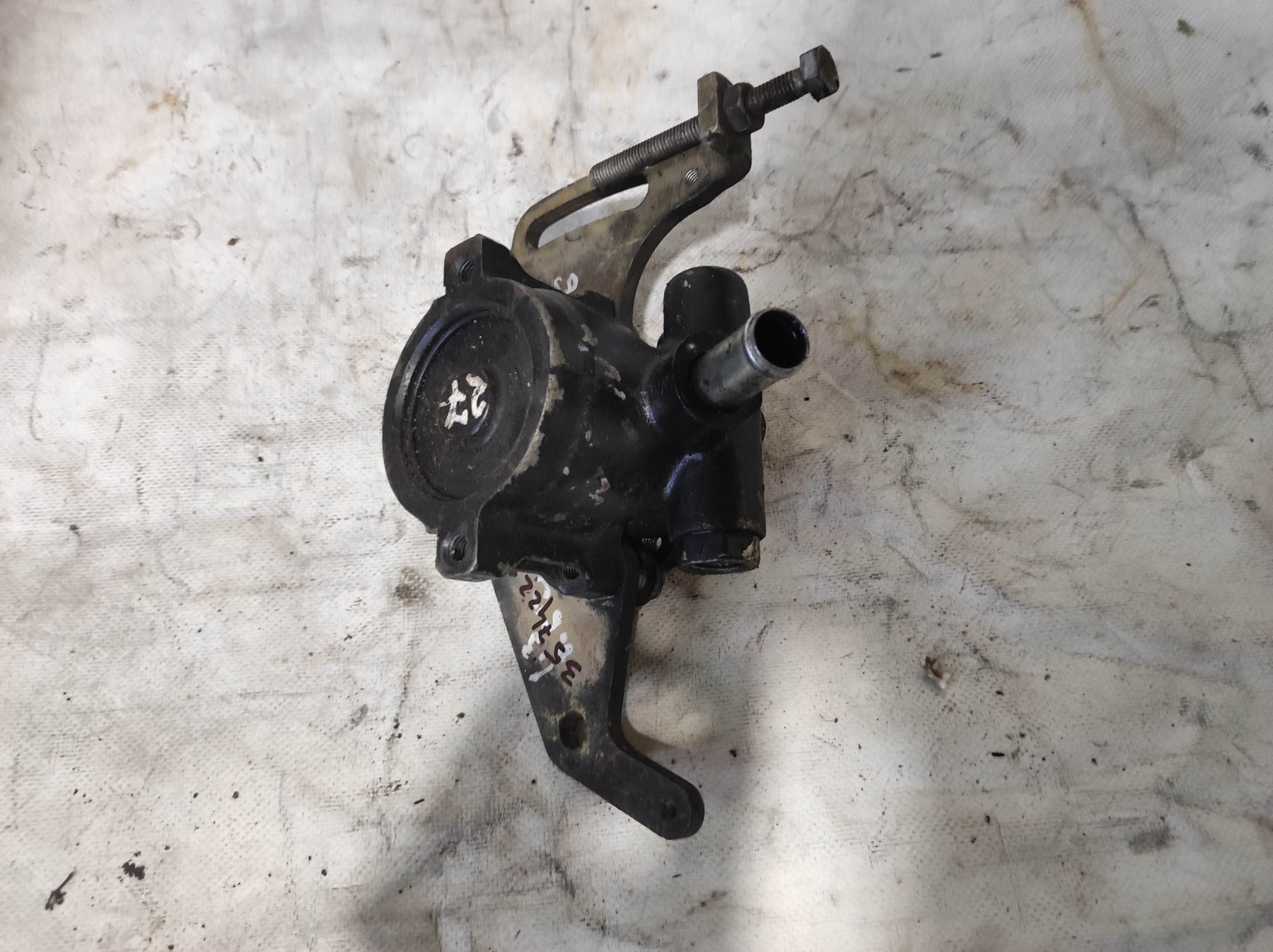 Насос гидроусилителя руля (гур) Peugeot 205 (1983-1998) 7849701