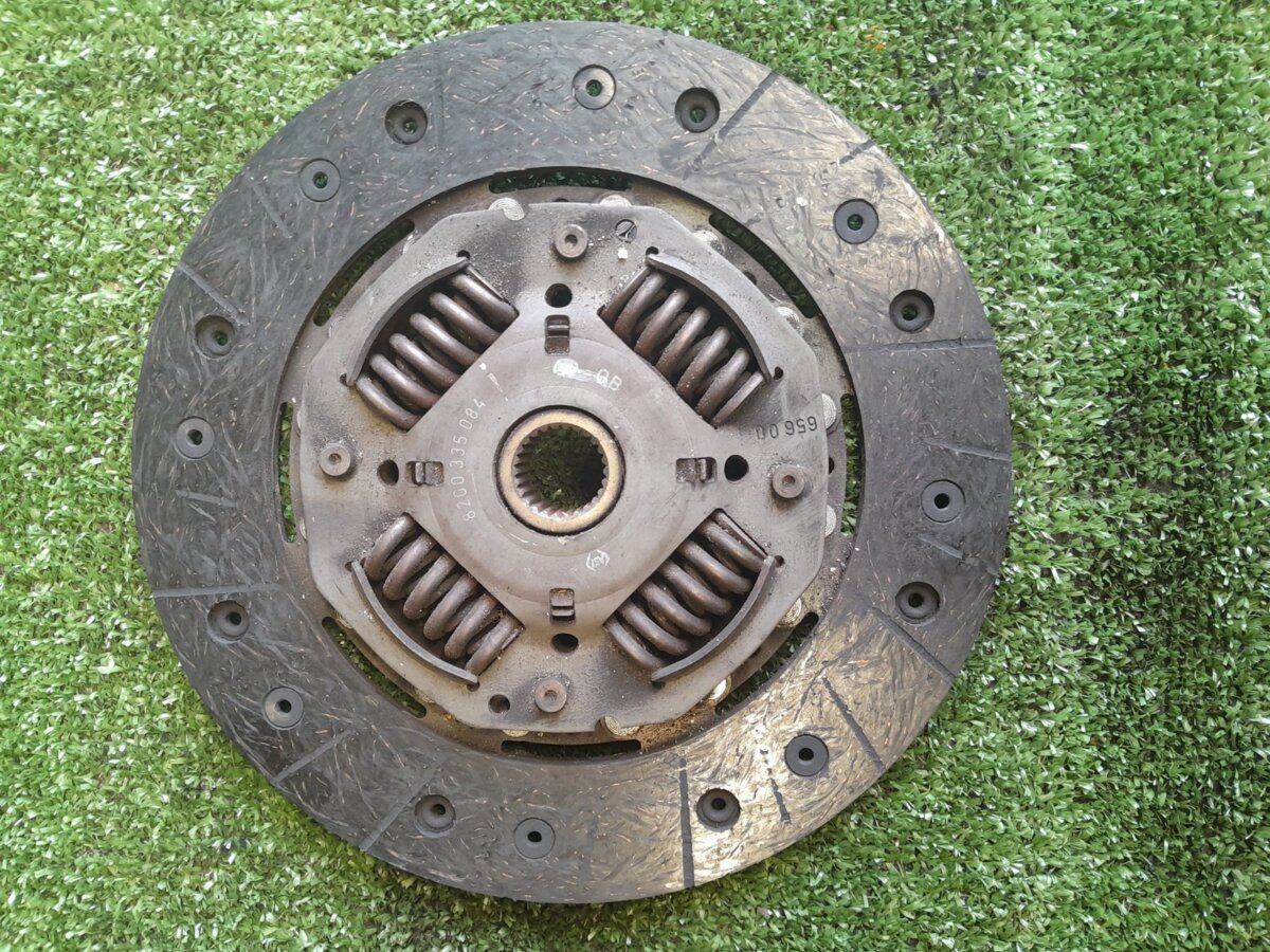 Диск зчеплення Renault Clio II (BBO/1/2,CBO/1/2) 98 ... 8200335084