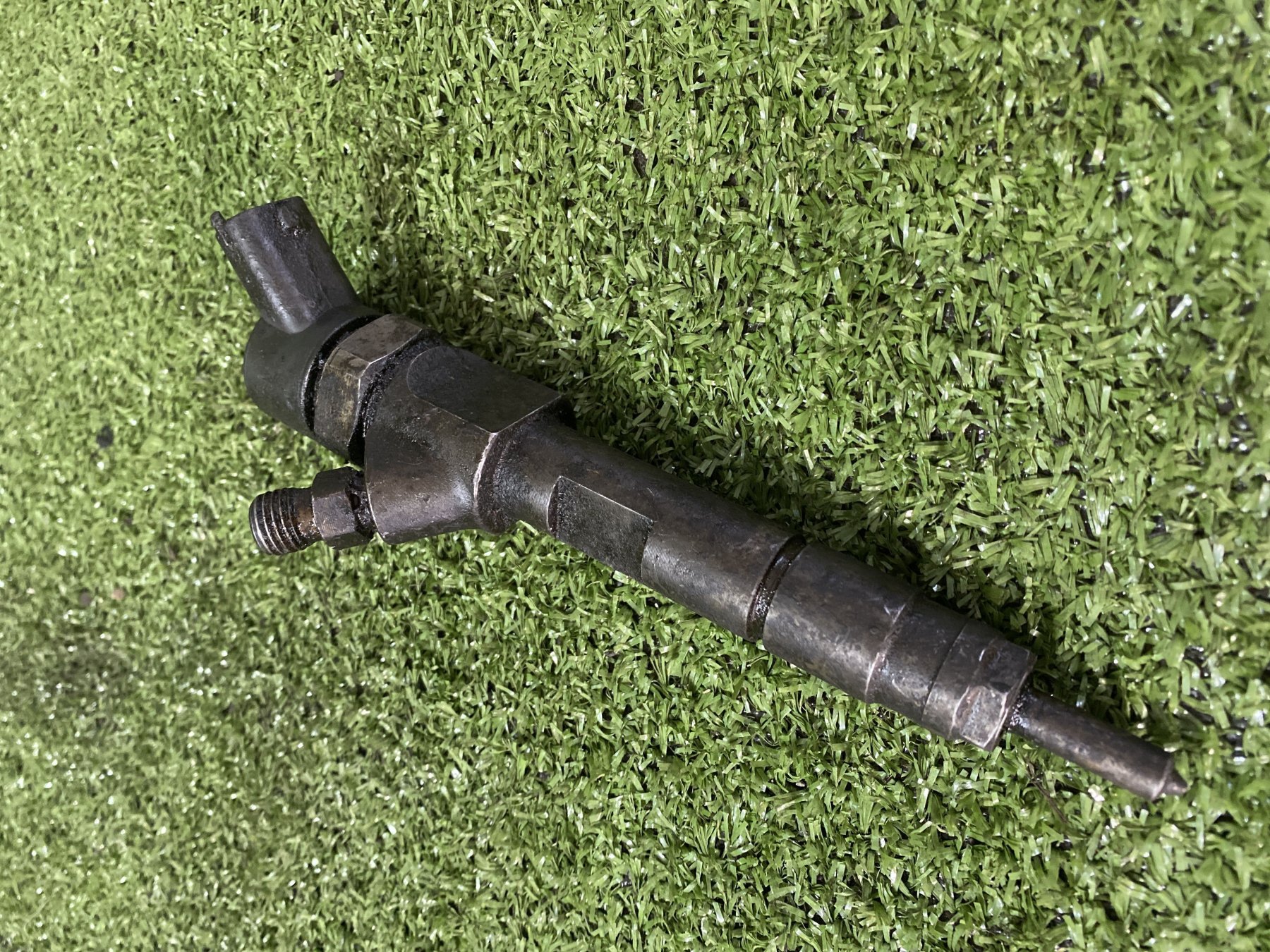 Форсунка дизельна електрична  1.9dc  renault scenic  trafic 0445110110 Renault Grand Scenic III (2016-2022) 8200100272