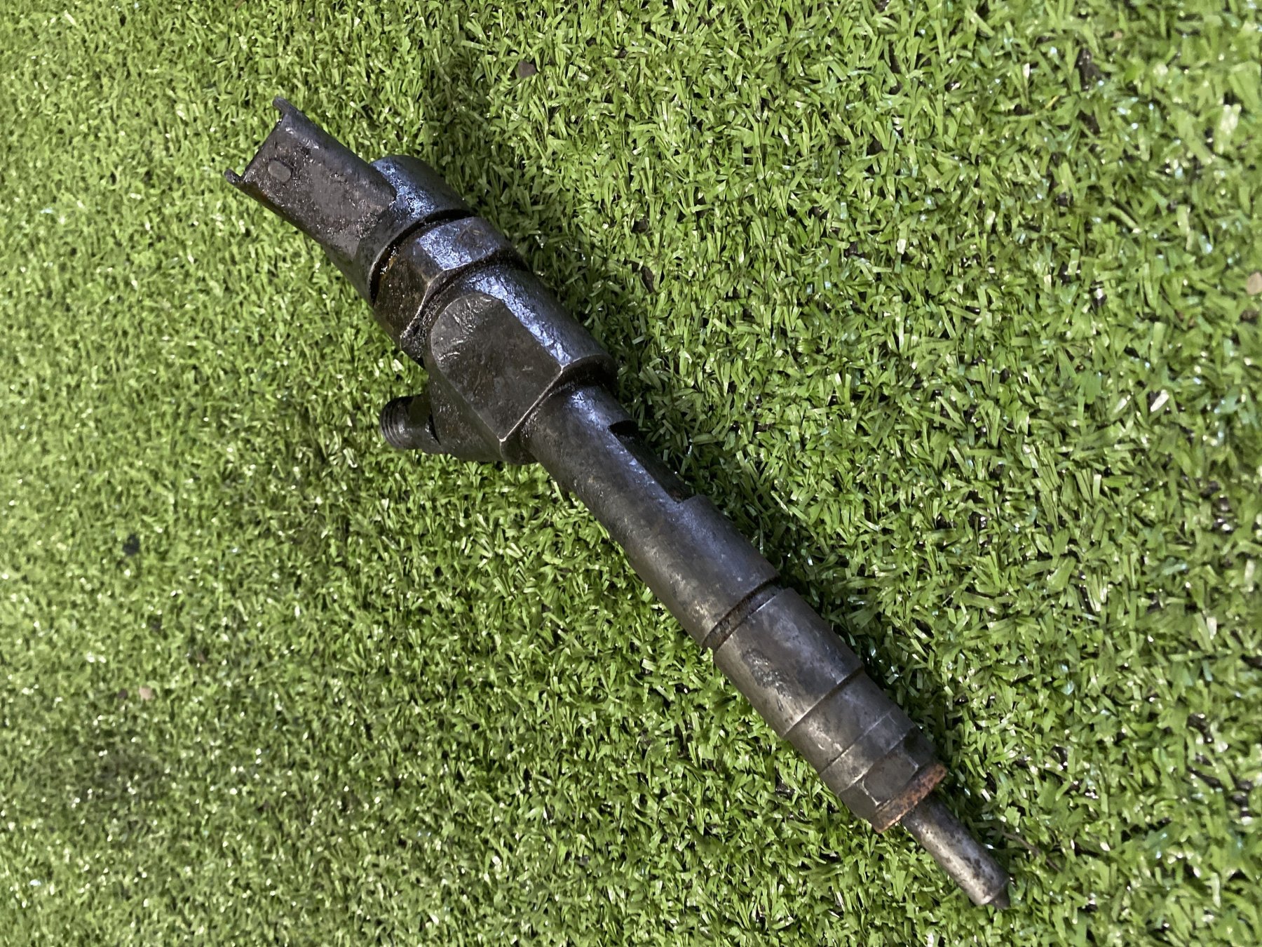 Форсунка дизельна електрична  1.9dc  renault scenic  trafic 0445110110 Renault Grand Scenic III (2016-2022) 8200100272