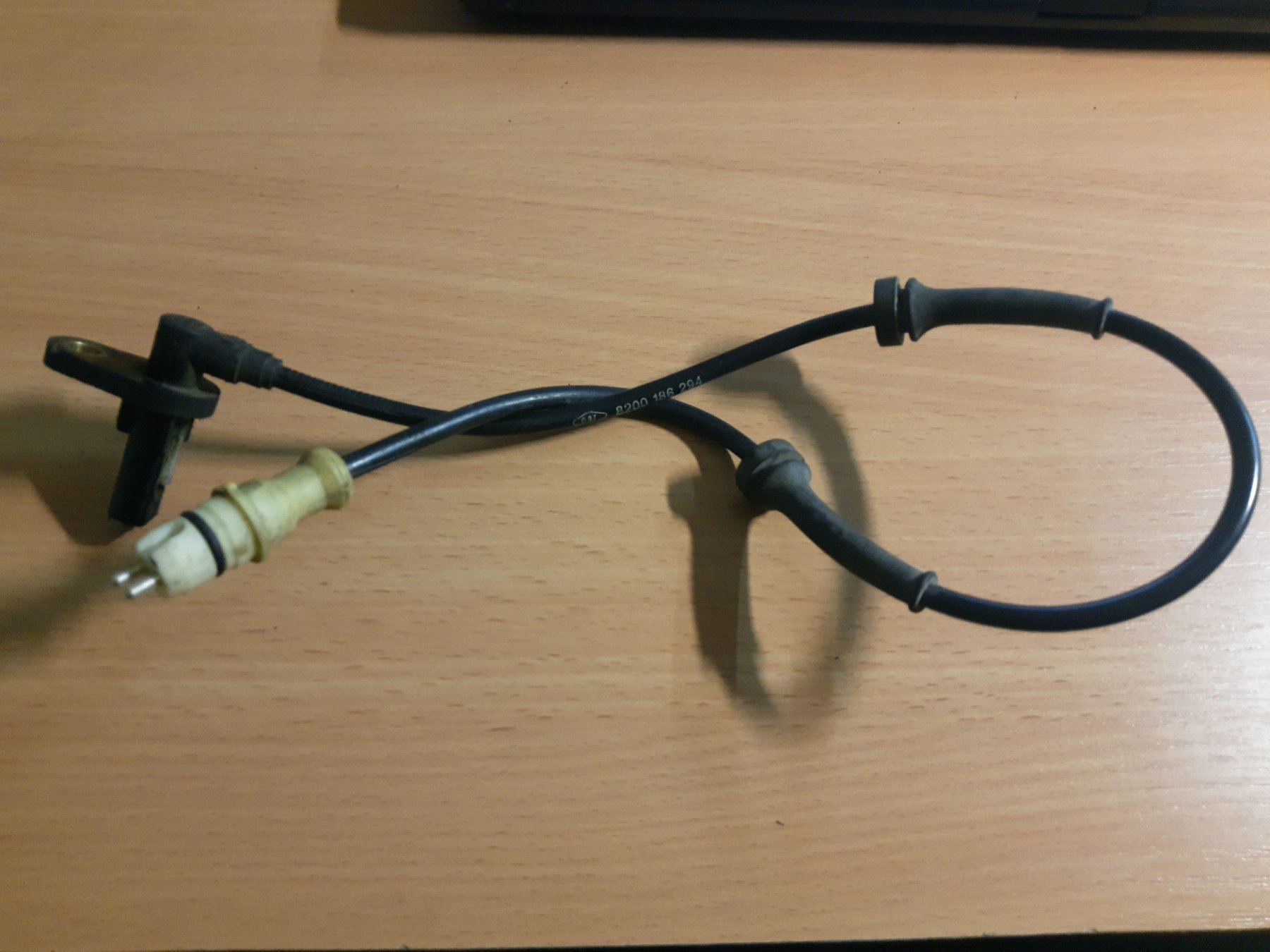 датчик abs передній; датчик абс передній; датчики антиблокувальної системи гальм; датчик абс (abs передній) Renault Kangoo I (1997-2009) 8200186294