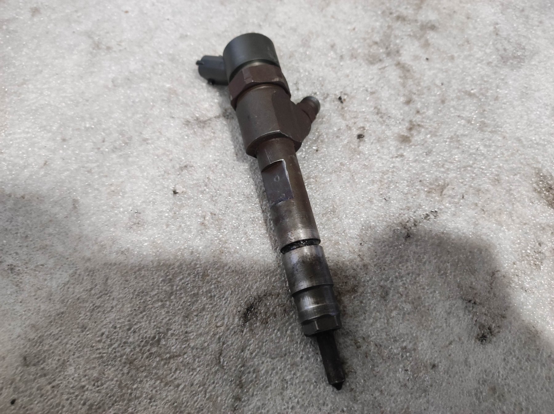 форсунка дизельна в зборі, розпилювач + тримач; форсунка інжектора; форсунки електромагнітні Renault Kangoo I (1997-2009) 8200100272