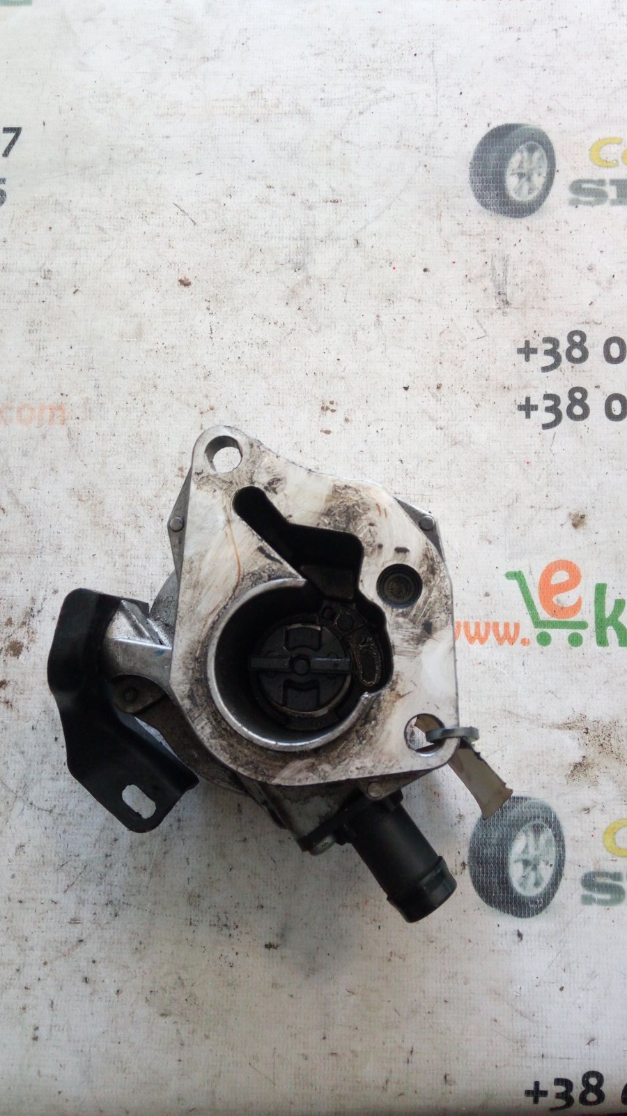 Механічний вакуумний насос renault 1.5d 06.01- Renault Kangoo I (1997-2009) 8200577807