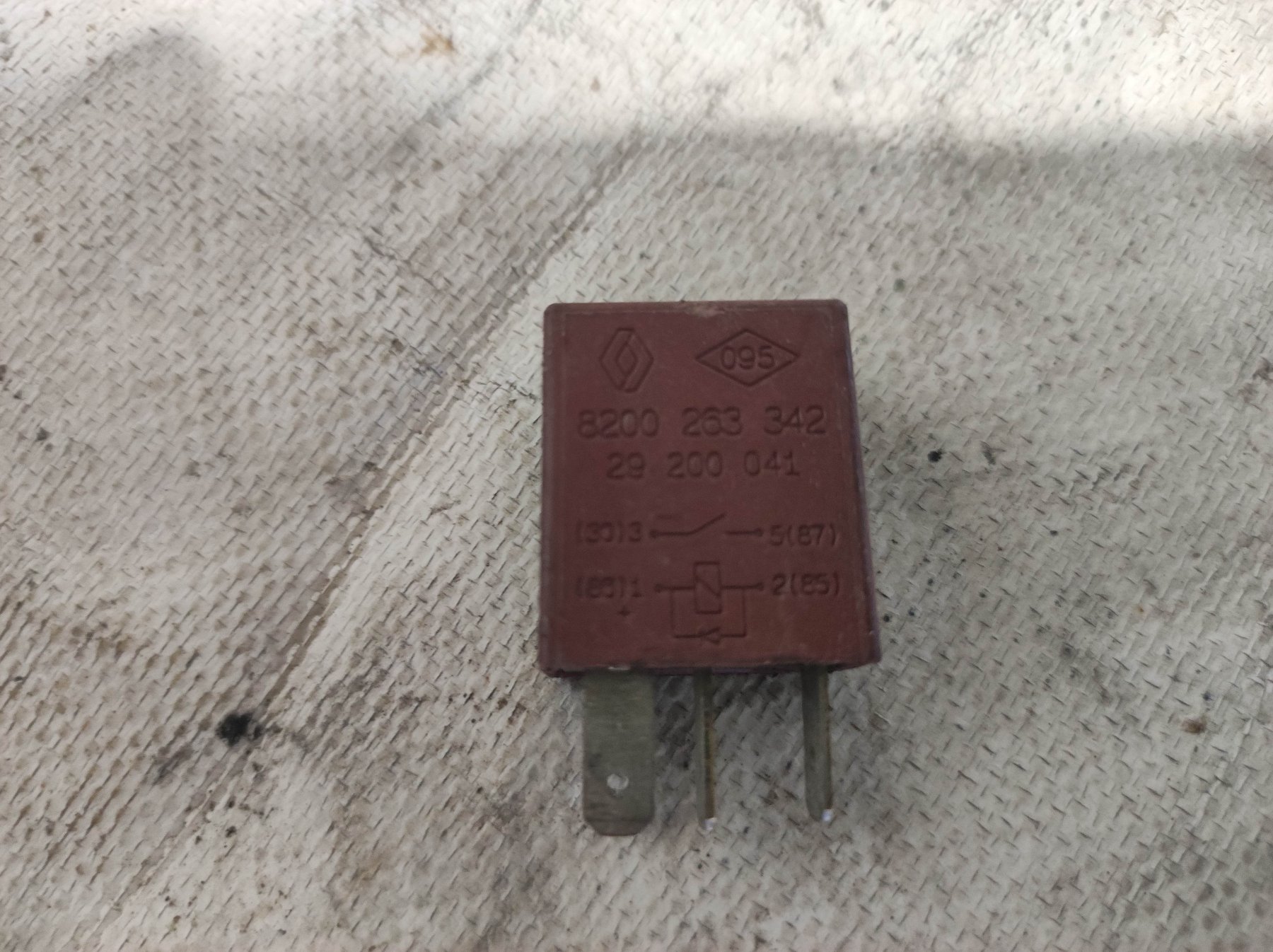 реле протитуманної фари Renault Kangoo I (1997-2009) 8200263342