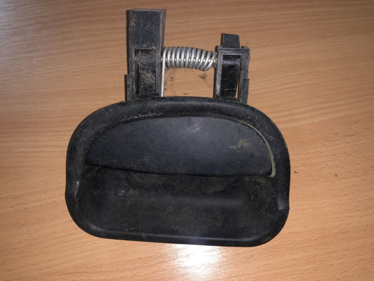 ручка дверей бічних/зсувних, внутрішня права; ручка двері бічної/зсувної внутрішня права Renault Kangoo I (1997-2009) 7700303503