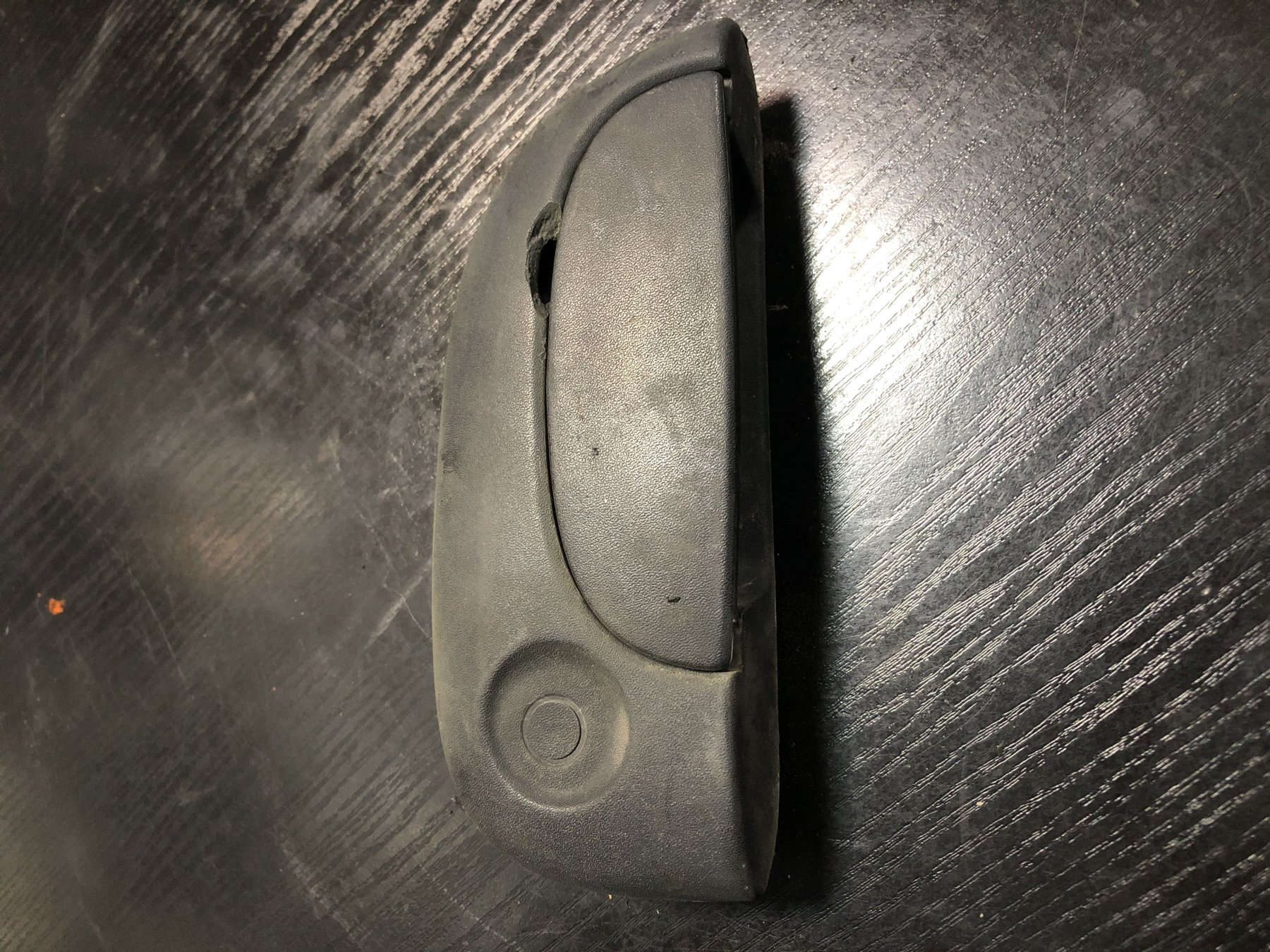 ручка передніх дверей зовнішня, права; ручка передньої двері зовнішня права Renault Kangoo I (1997-2009) 7700354479