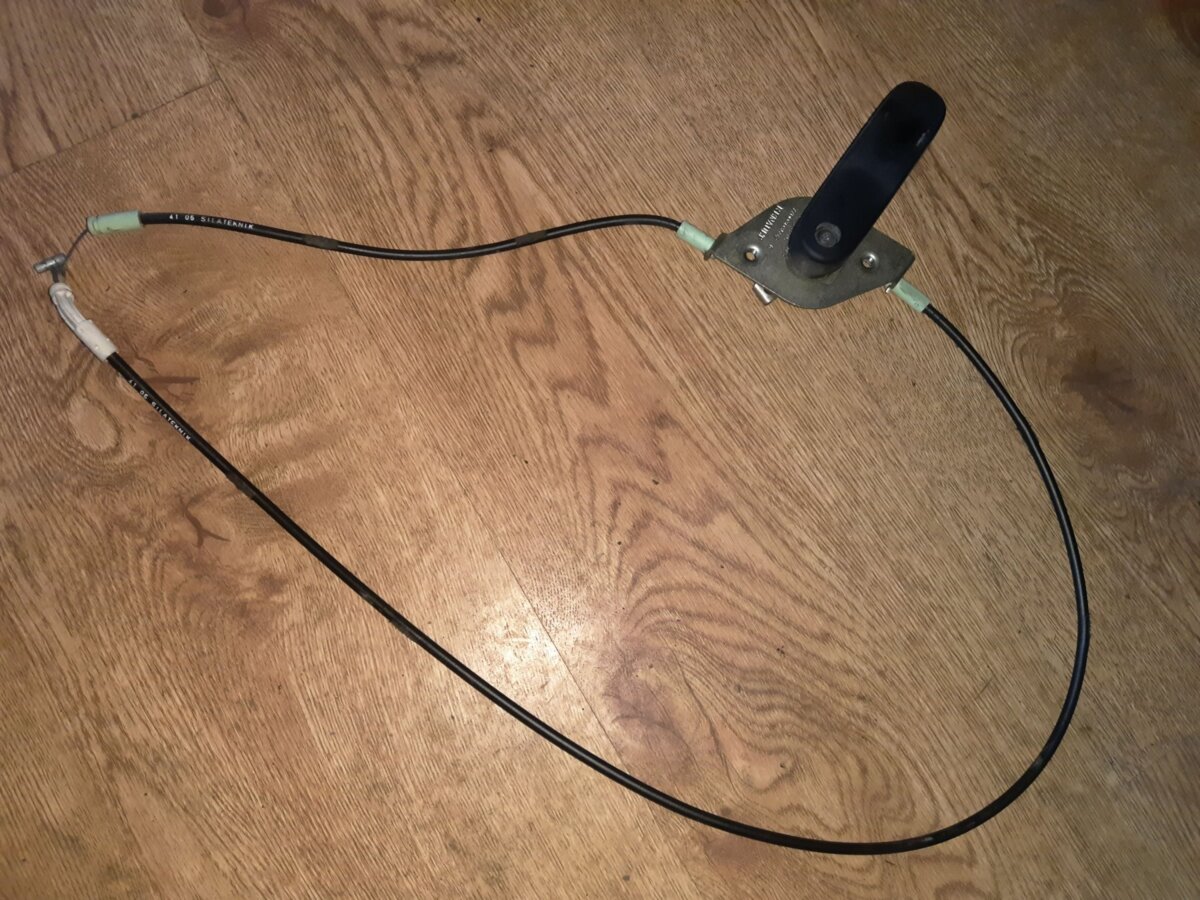 Трос дверей (задніх) renault kangoo 98-08 (r) Renault Kangoo I (1997-2009) 7700303592