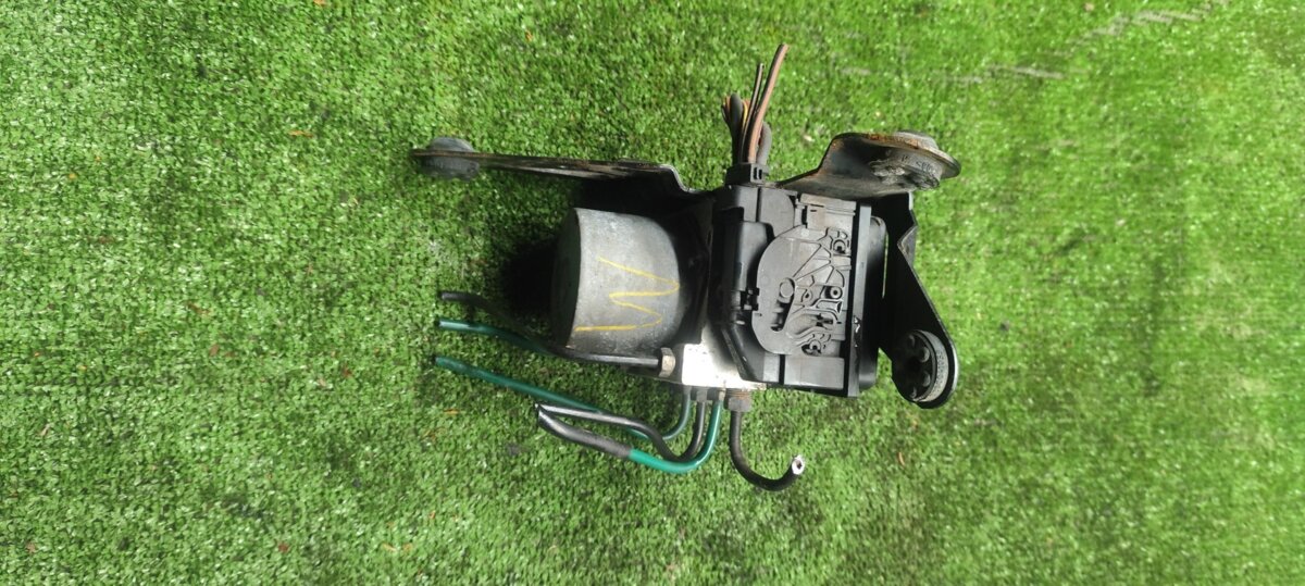 Блок ABS Renault Megane II (2002-2009) 1K0614517AE