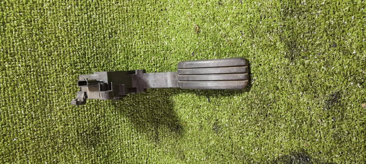 Педаль газу Renault Scenic III (2009-2016) 180027179R