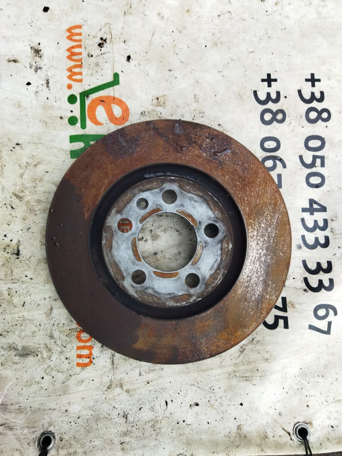 гальмо дискове переднє; ротор гальмівний; диск гальмівний передній Skoda Octavia I (1996-2010) 1J0615301L