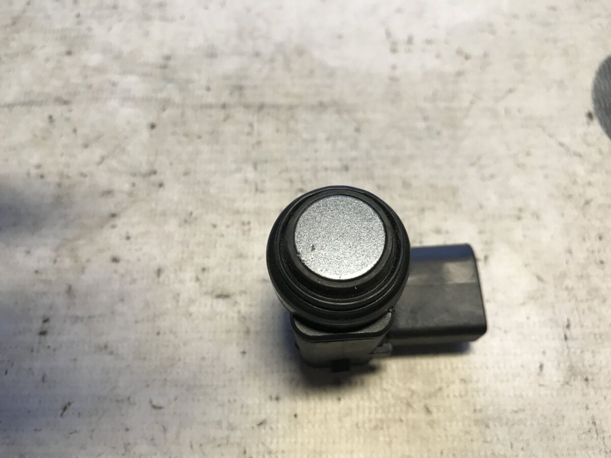 датчик парктроніка бічний; датчик сигналізації парковки (парктронік, передній / задній, бічний; Датчик сигналізації парковки, парктронік, бічний; Парктронік, бічний) Skoda Octavia II (2004-2013) 1U0919275