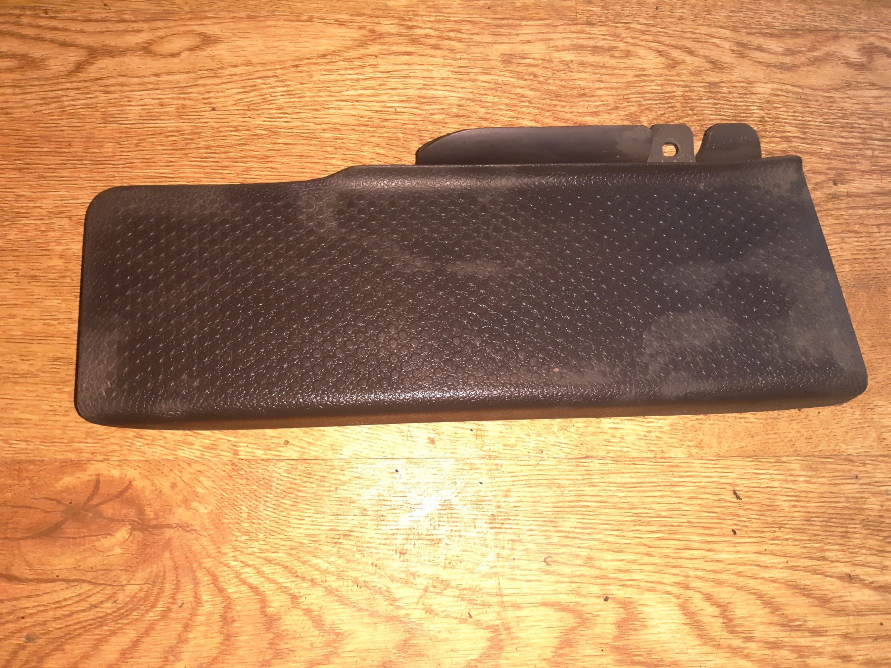 Накладка під ногу skoda octavia a5 1k1864777b Skoda Octavia II (2004-2013) 1K1864777B