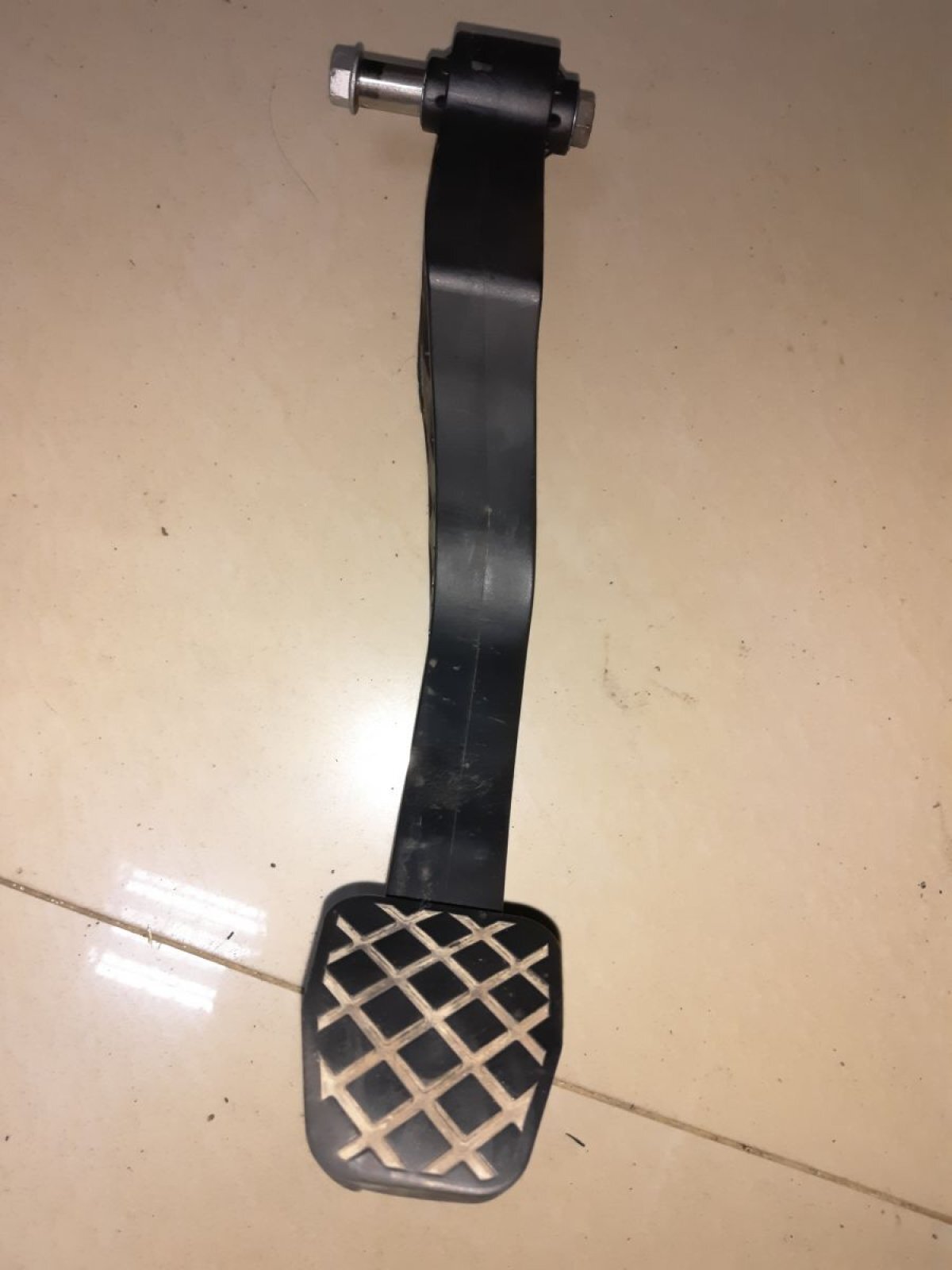 Педаль сцепления Skoda Octavia II (2004-2013) 1K1721321B