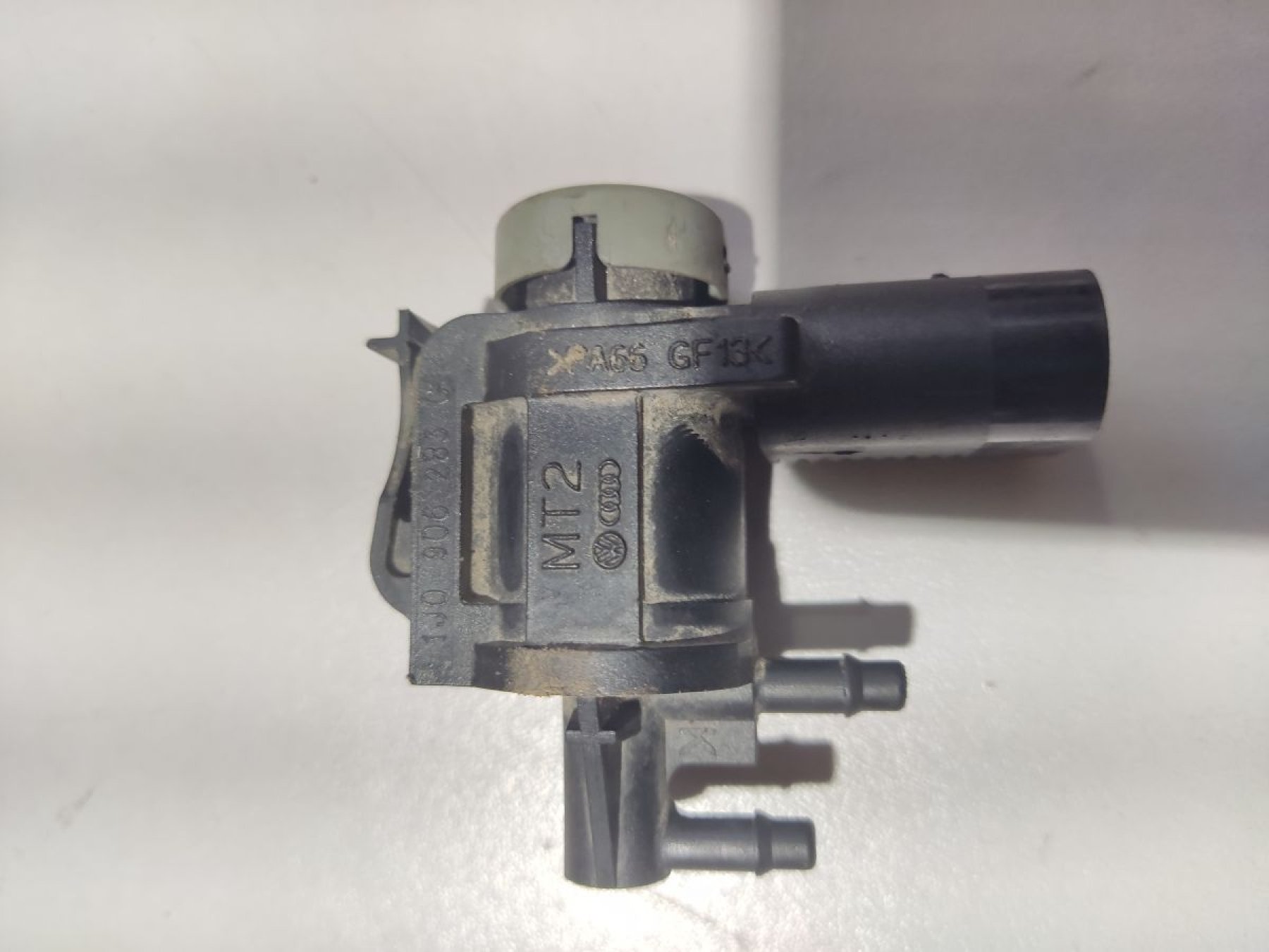 Клапан электромагнитный (вакуумный) Volkswagen A3 8L (1996-2003) 1J0906283C