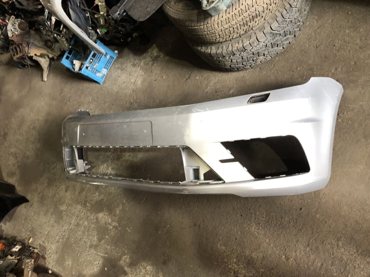 Бампер передній Volkswagen Caddy IV (2015-2020) 2K5807221K