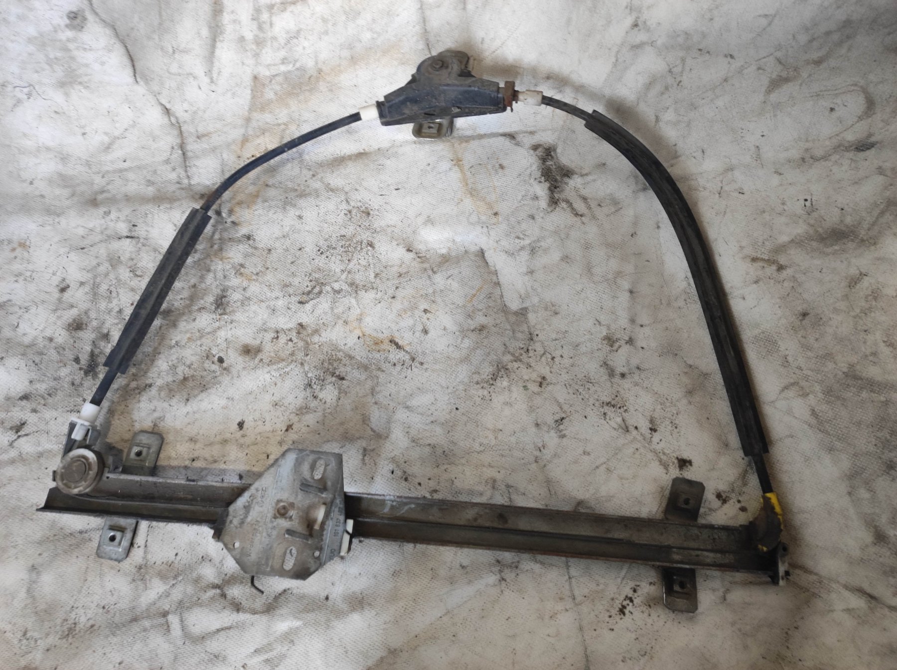 механізм підйому стекол; механізм склопідіймача дверей передніх, правих; склопідйомник (механізм переміщення скла; Склопідйомник передньої правої двері; Механізм склопідіймача двері передньої, правої) Volkswagen Golf II 1983-1992 191837402B