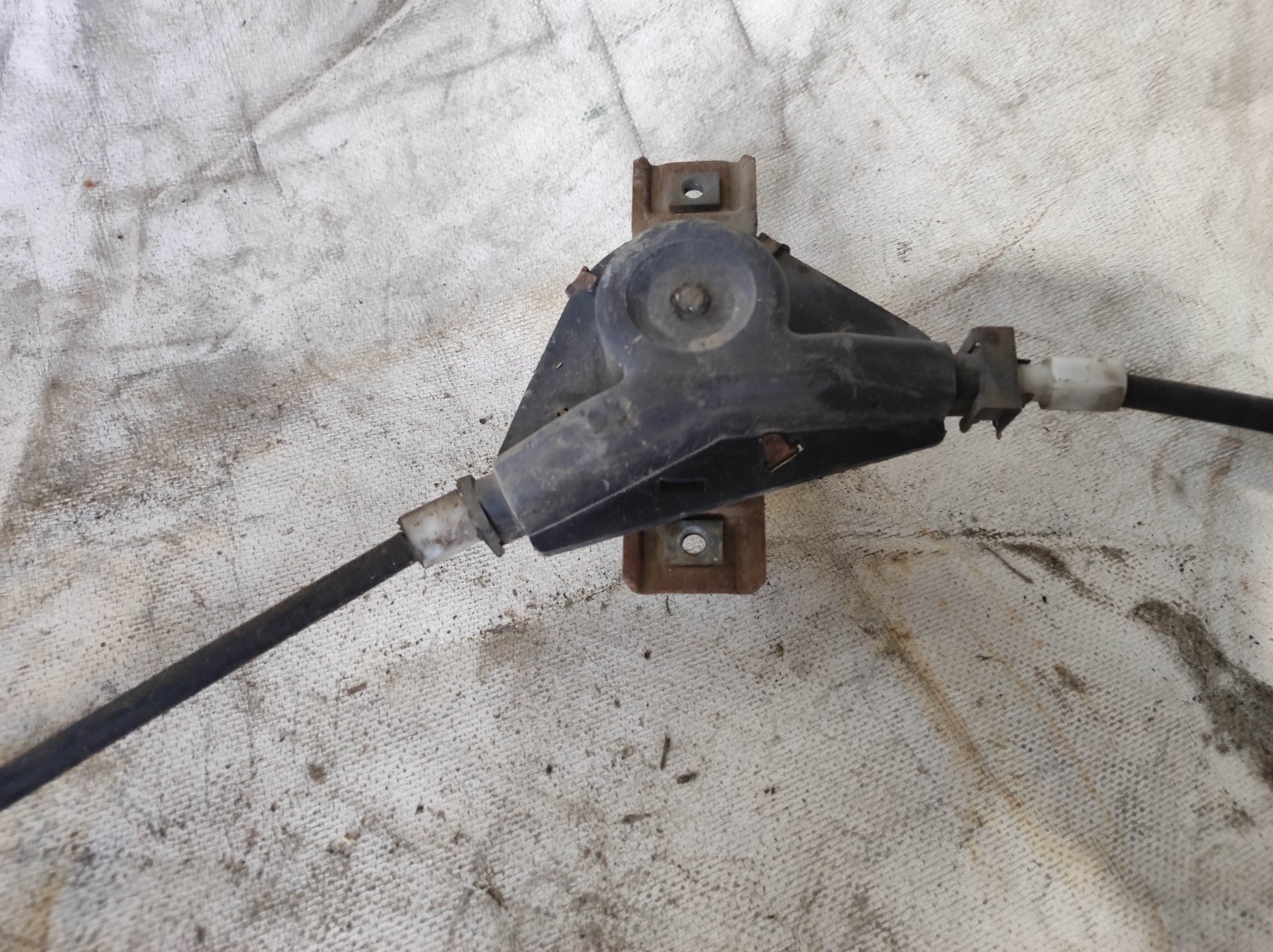 механізм підйому стекол; механізм склопідіймача дверей передніх, правих; склопідйомник (механізм переміщення скла; Склопідйомник передньої правої двері; Механізм склопідіймача двері передньої, правої) Volkswagen Golf II 1983-1992 191837402B