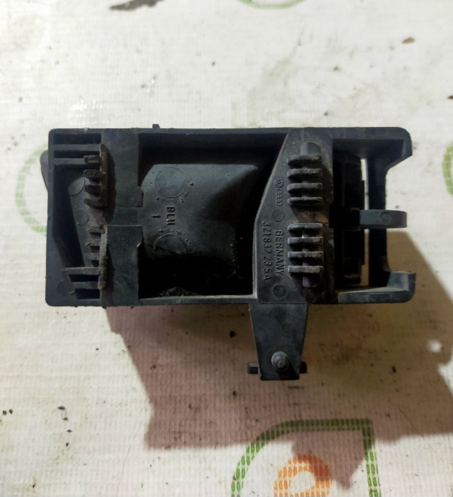Ручка двери внутр передняя левая Volkswagen Golf II 1983-1992 321837235A