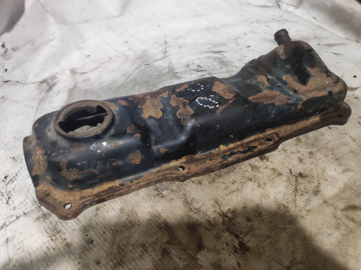 Клапана кришка golf 2 1985 1.6 disel Volkswagen Golf III (1991-1999) 026103469E