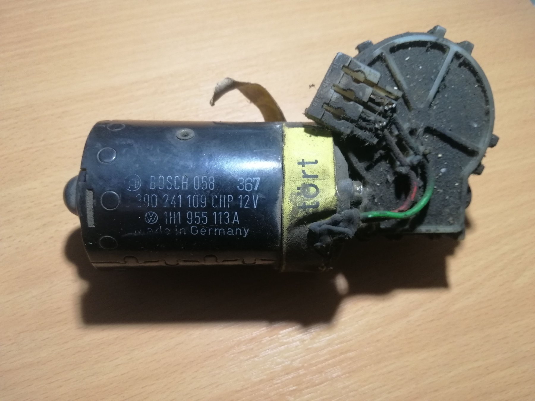 Моторчик склоочисника  передній Volkswagen Golf III (1991-1999) 1H1955113A