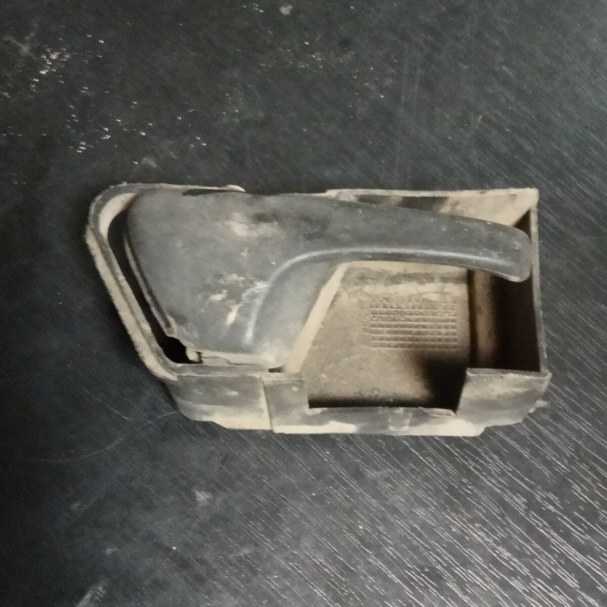 Ручка дверей внутрішня права гольф4 Volkswagen Golf III (1991-1999) 1H0837236